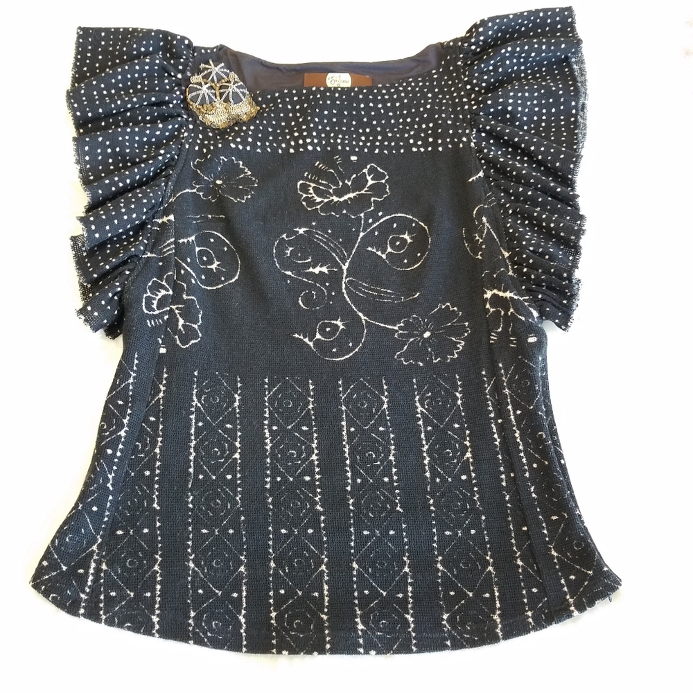 Eva Franco Lined Black Floral Flutter Sleeve Top